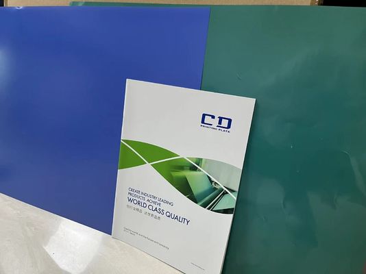 Μία στρώση θετικής πλάκας εκτύπωσης PS με 80-100 MJ/cm2 ενέργεια απεικόνισης και 220 °C