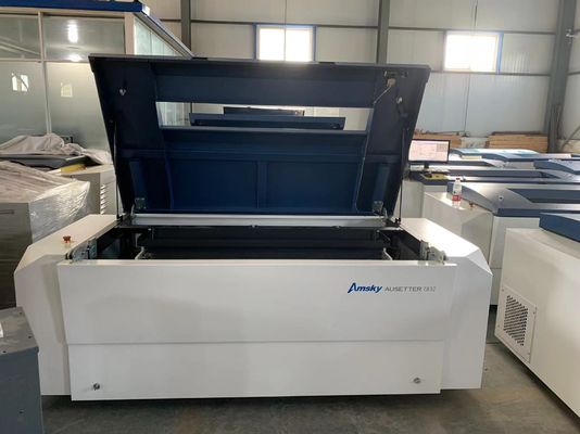 ± 5 μm Επαναληπτότητα πλάκας Θερμική μηχανή υπολογιστή σε πλάκα για σταθερή εσωτερική αποθήκευση σε σταθερή θερμοκρασία 20 C