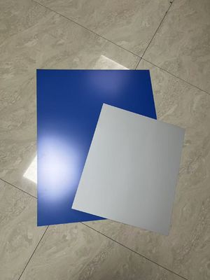 Αποθήκευση σε ξηρό μέρος σε θερμοκρασία 5-30 βαθμών Διπλό στρώμα Πλάκα εκτύπωσης CTP για εκτύπωση