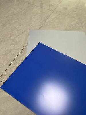Διπλά στρώμα CTP πλάκα με ευαίσθητη φωτεινή πηγή 830nm για 350000 εντυπώσεις αψημένες και 24 μήνες εγγύηση